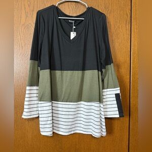 BloomChic Black and Olive Colorblock Long Sleeve Top NWT